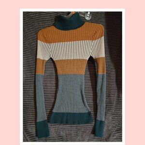 Forever 21 Contemporary Turtleneck Sweater